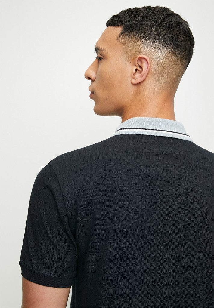 Plain Pique SS Contrast Placket Golfer in Navy