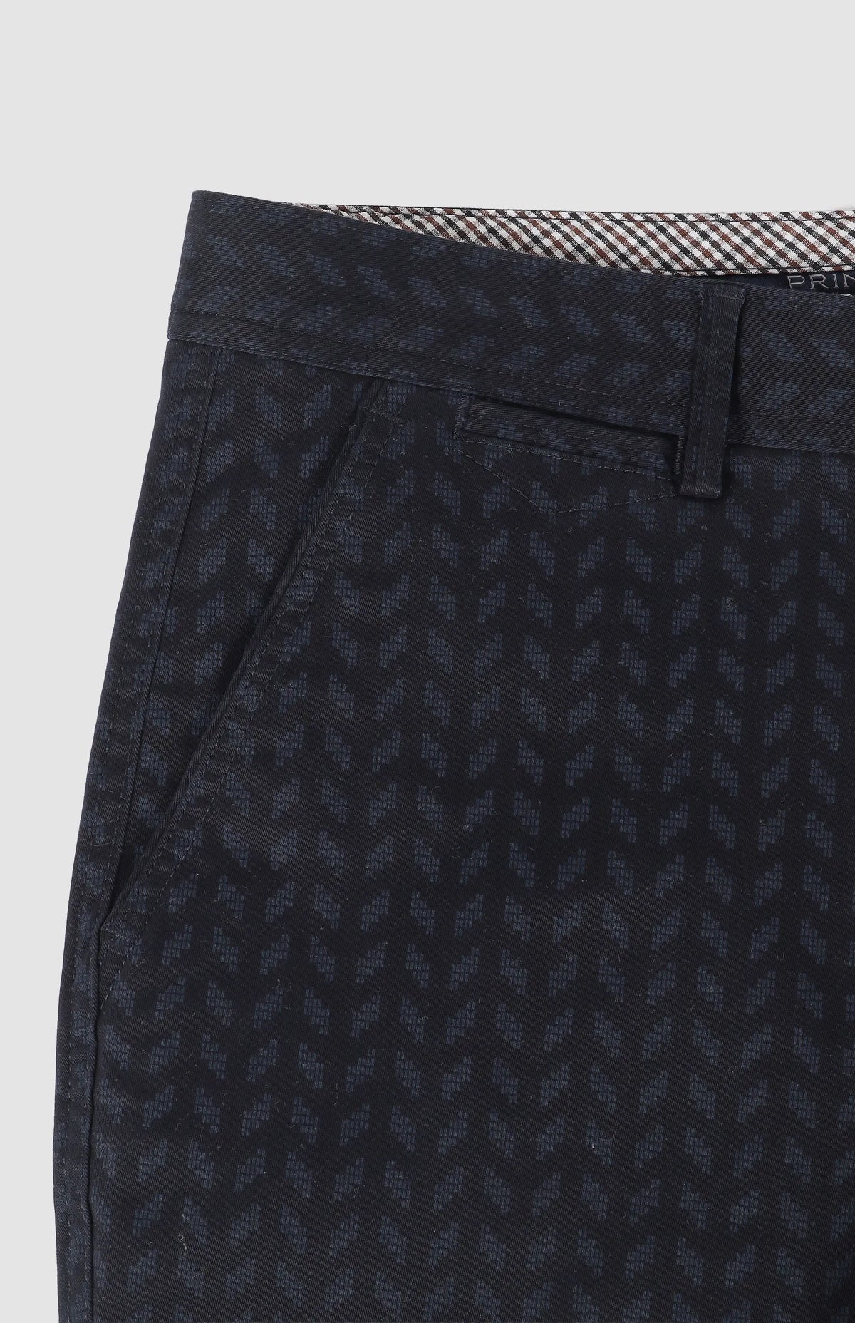Henry Chino Shorts in Navy