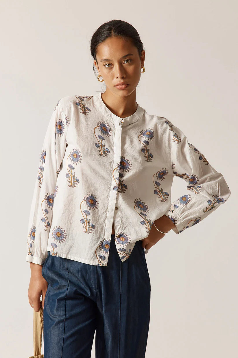 Blossom Shirt in White Cotton Print
