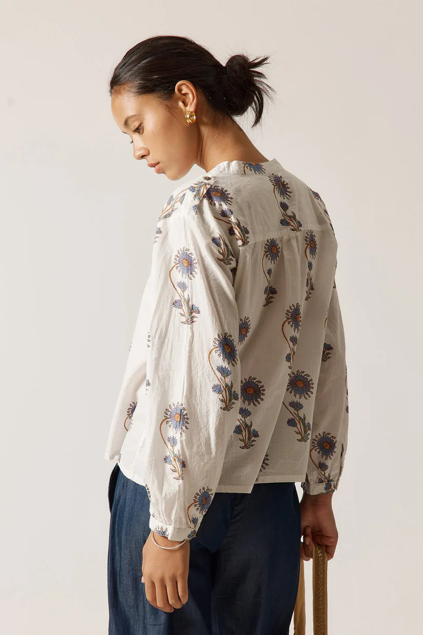 Blossom Shirt in White Cotton Print