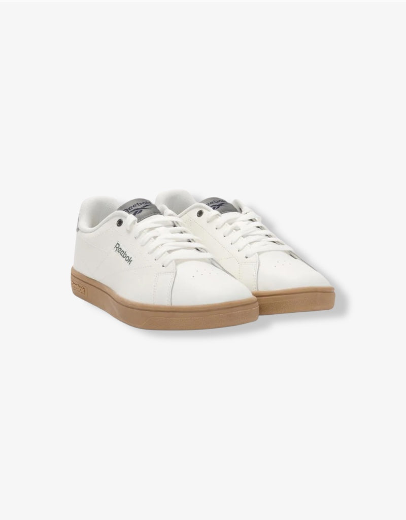 M Court Clean Sneakers in Chalk / Dark fog / Vector Navy