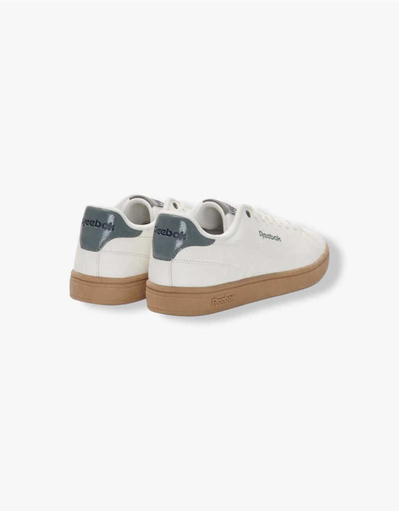 M Court Clean Sneakers in Chalk / Dark fog / Vector Navy