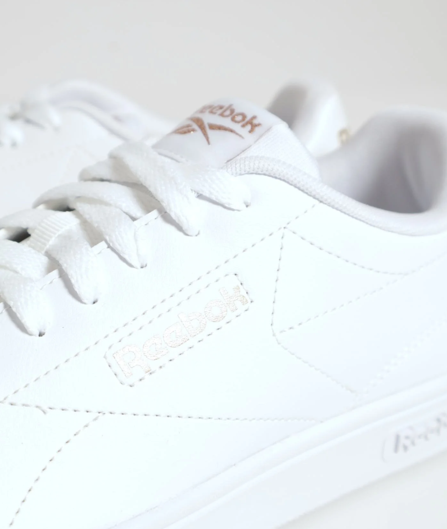 M Court Clean Sneakers in White