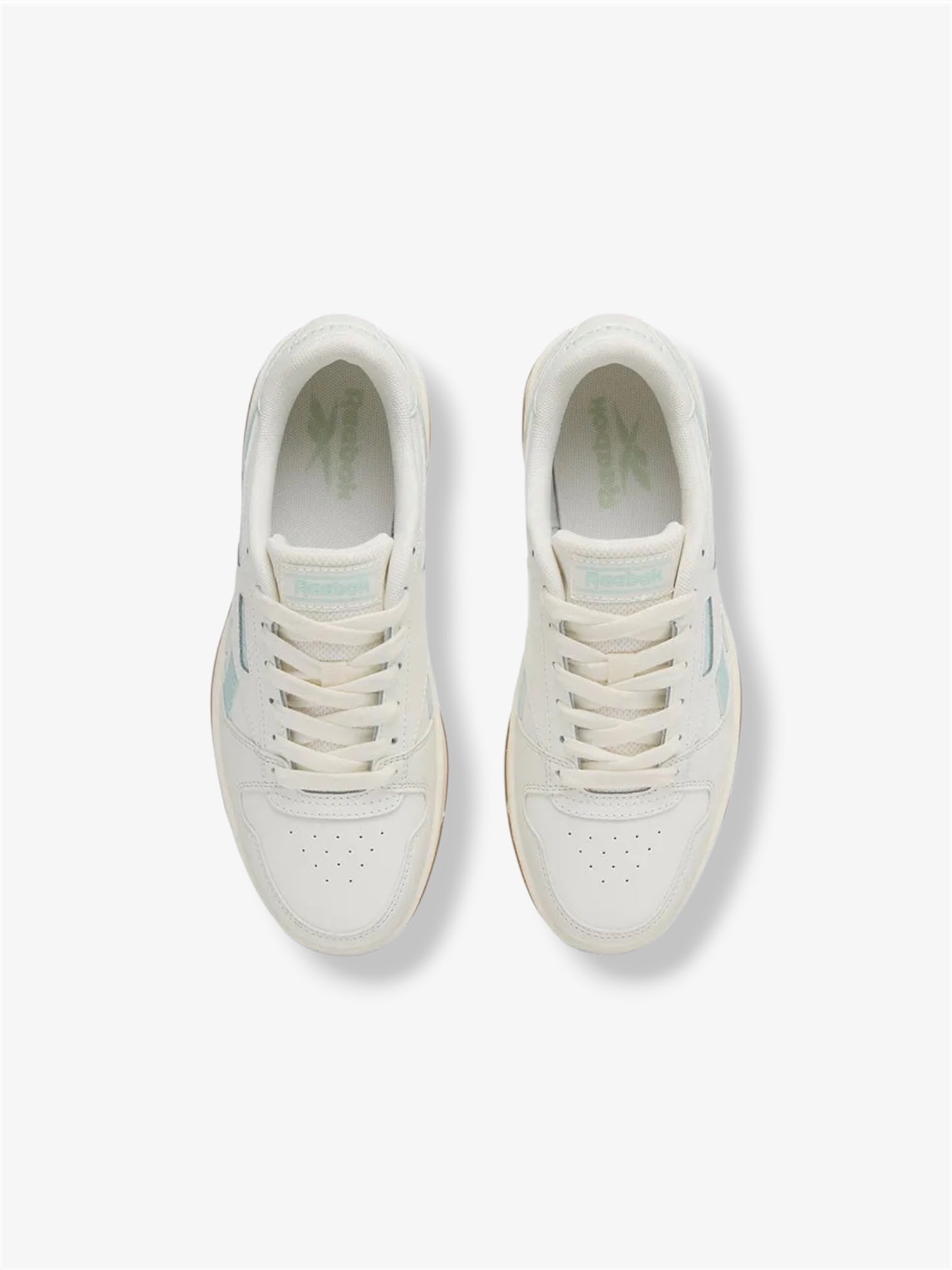 Match Prime V2 Sneaker in Chalk / Tranquil Teal / Gum