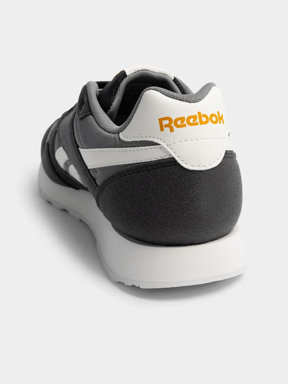Ultra Flash Unisex Sneaker in Grey 3 / Grey 6 / Chalk Grey