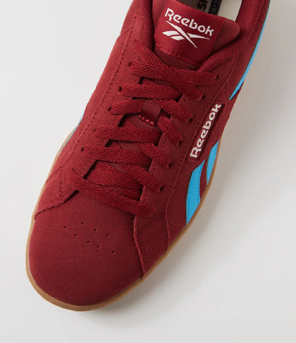W Court Retro Sneaker in Red / Future Cyan / Chalk