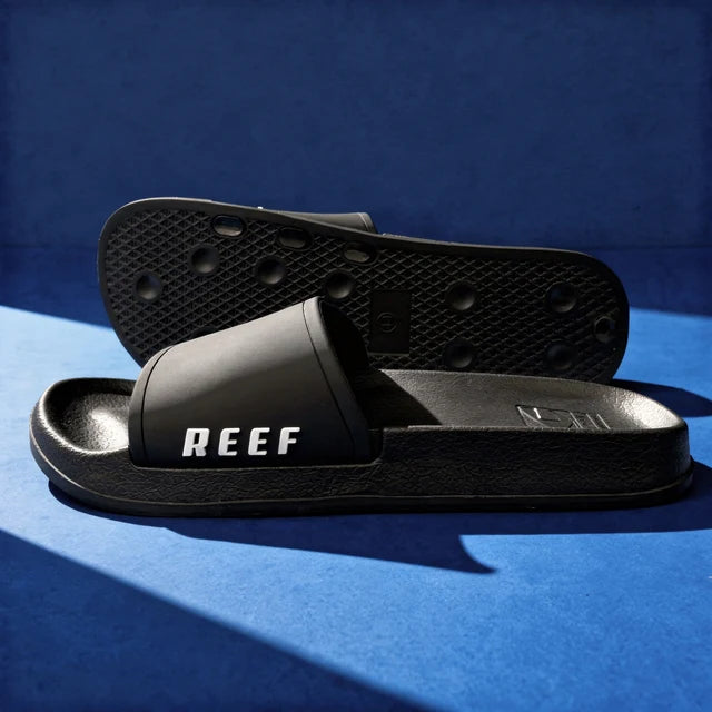Drifter Sandal in Black