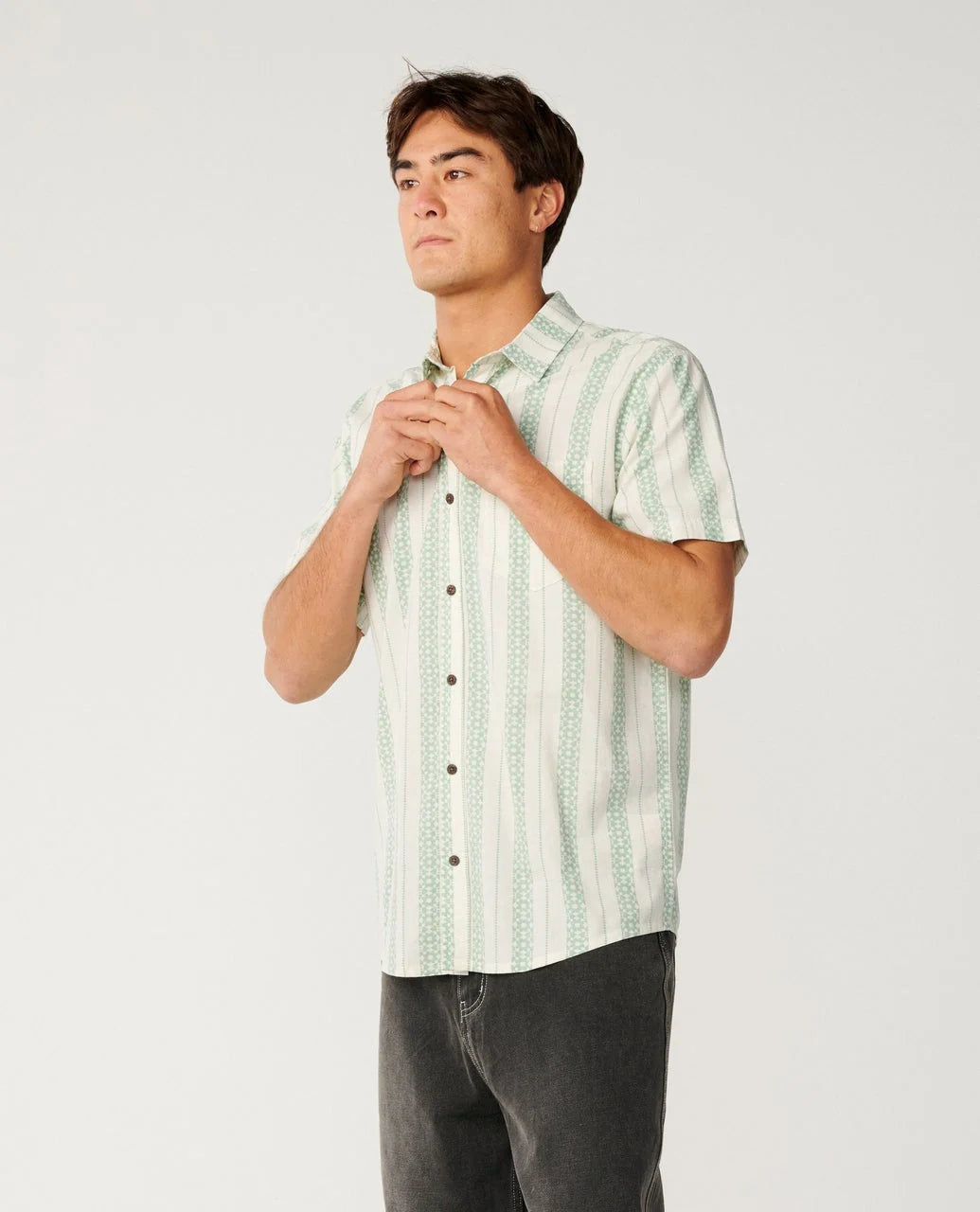 Sessions SS Woven Shirt in Bone / Aloe