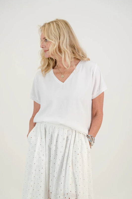 Riva Linen V-Neck Top in White