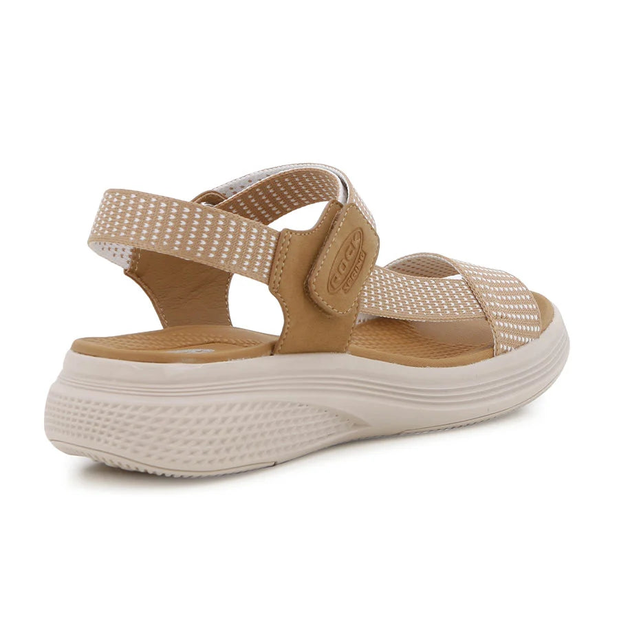 River Sandals in Sand