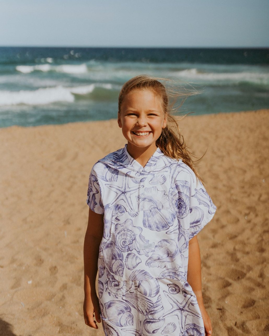 Quick-dry Kids Microfibre Towel Poncho in Sea Shells