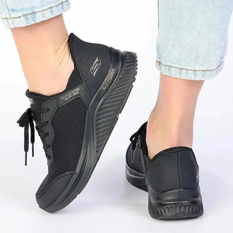 BOBS Arch Comfort B Sweet in Black