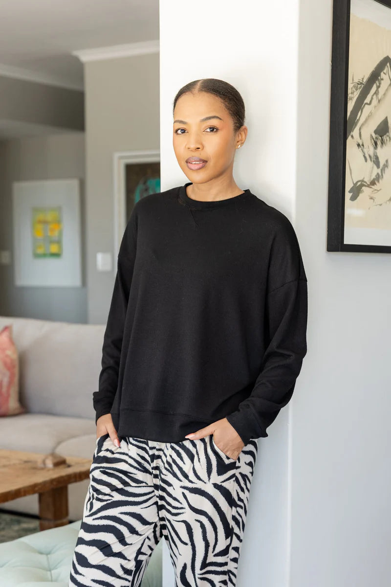 Julita Cuff Styled Top in Black