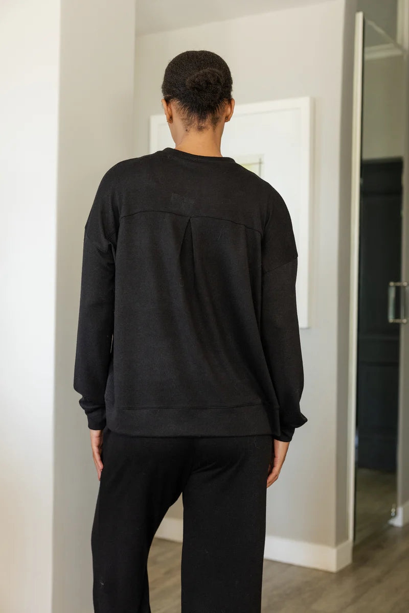 Julita Cuff Styled Top in Black