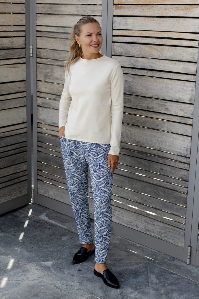 Roxanne Classic Pant in Inked Nature Blue Print