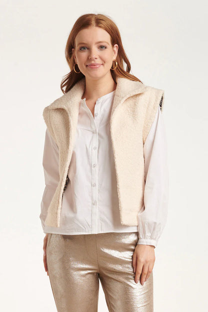 Boucle Gilet in Off White