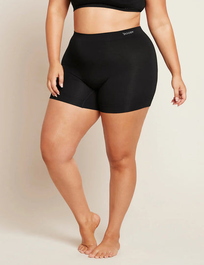 Bamboo Smoothing Shorts in Black