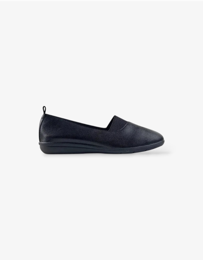 Cara Shoe in Black