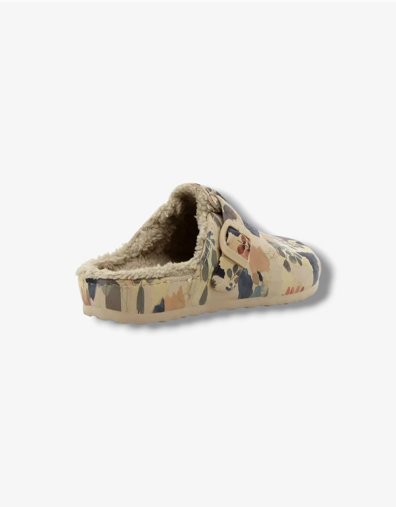 Desi Shoe in Multi Peach