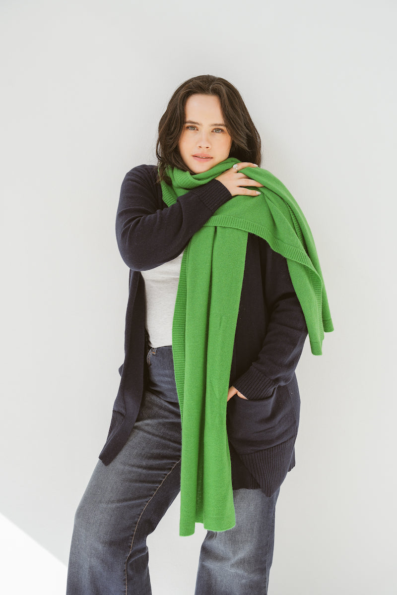 Pure Cashmere Oversized Wrap in Shamrock