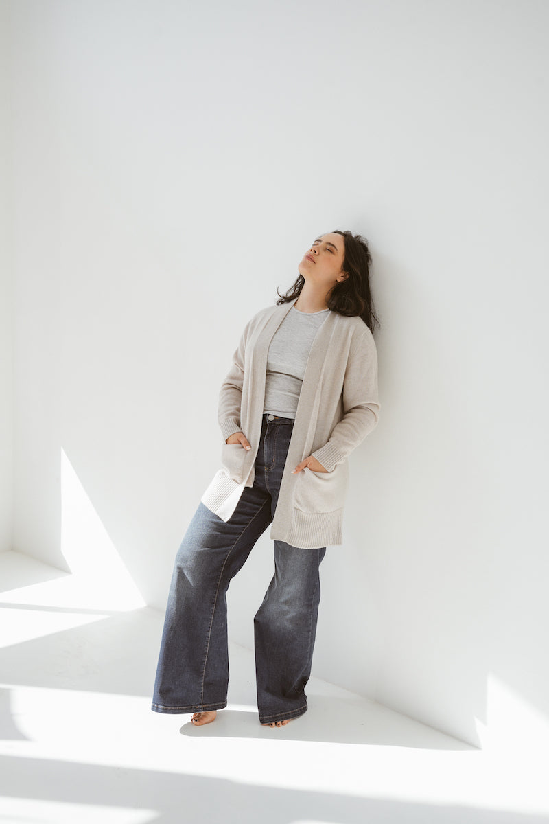 Pure Cashmere Open Front Cardigan in Albatross