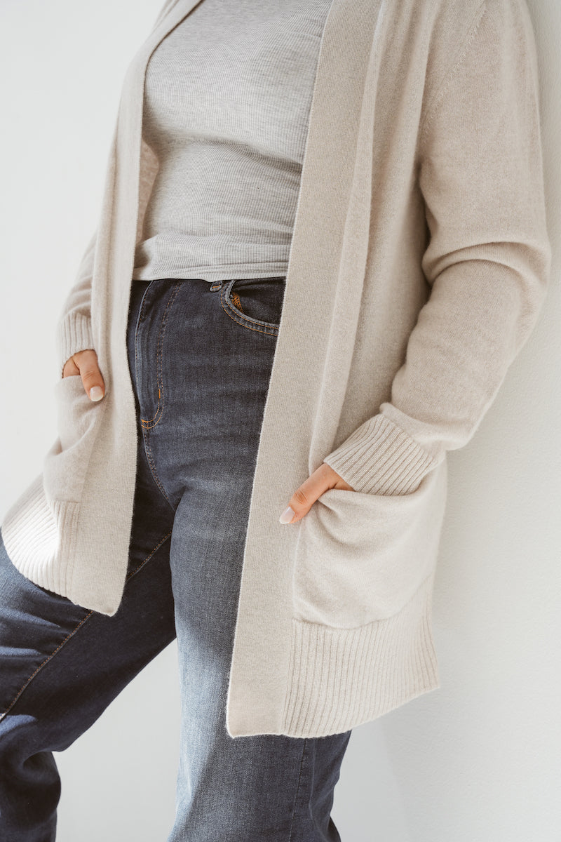 Pure Cashmere Open Front Cardigan in Albatross