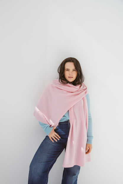 Pure Cashmere Oversized Wrap in Ballet