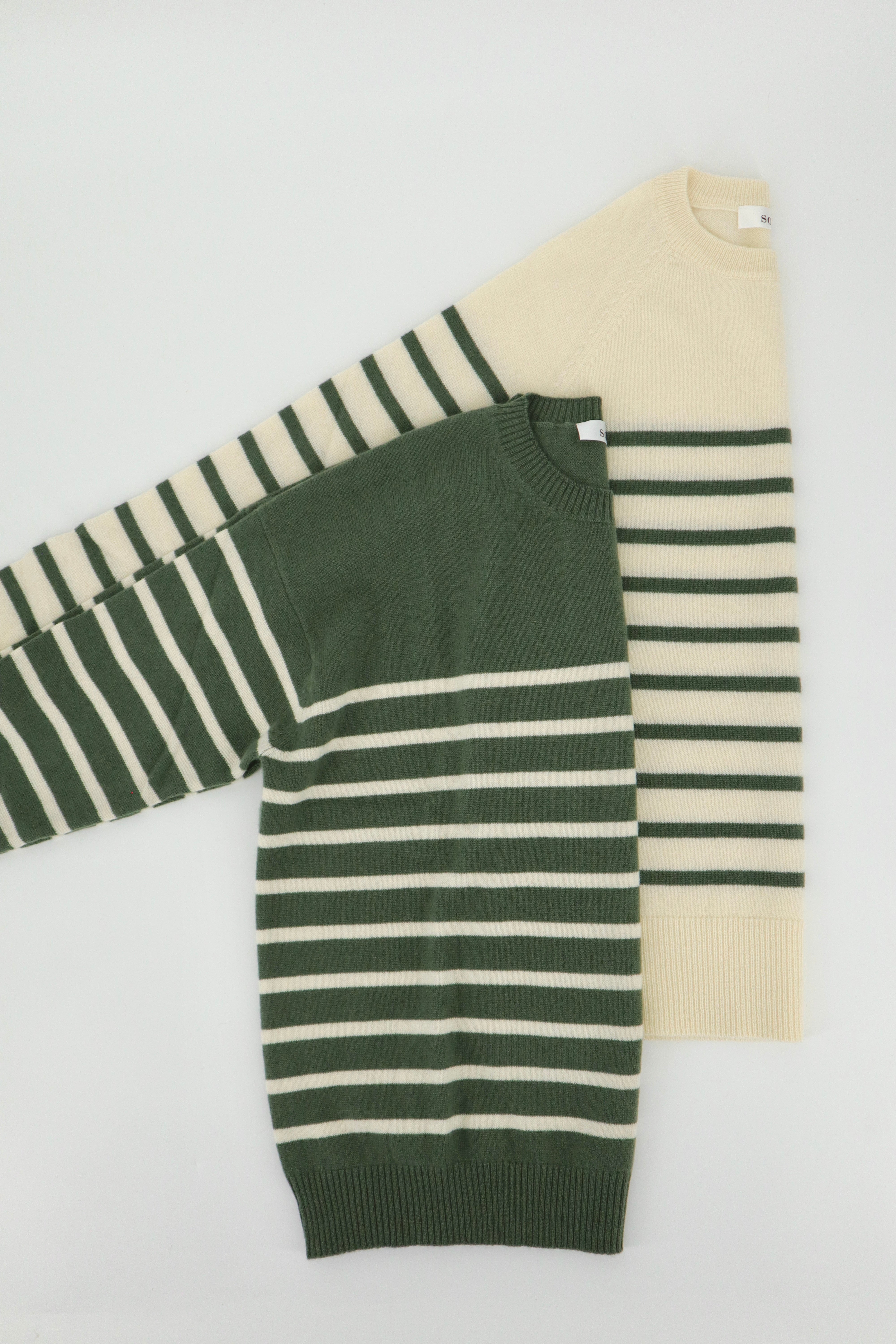 Womens Cashmere Boxy Fit Stripe Jumper in Viridian / Eco White