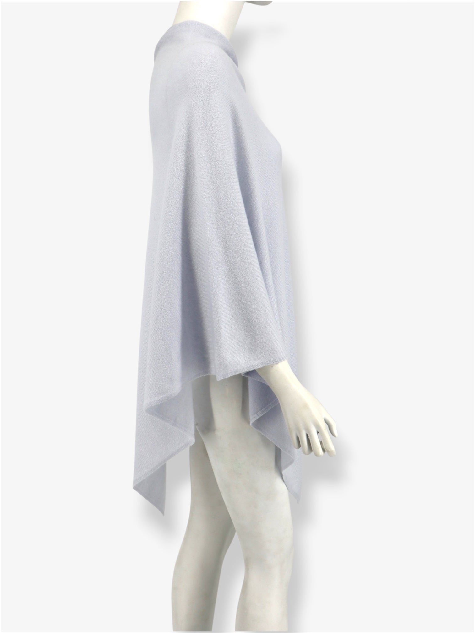 Cashmere Poncho in Dove Grey