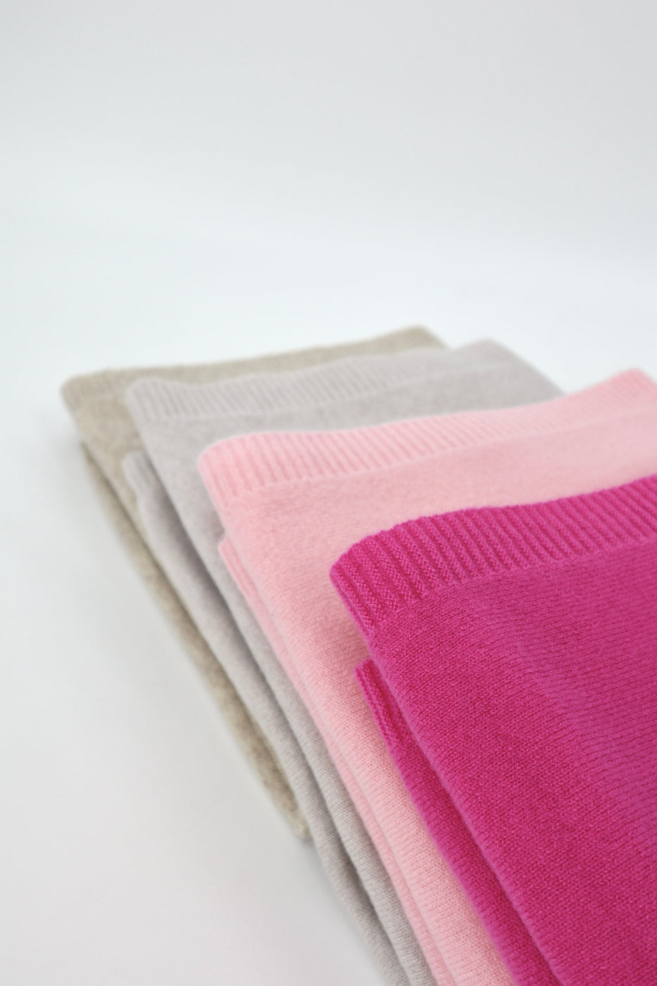 Pure Cashmere Oversized Wrap in Cabaret