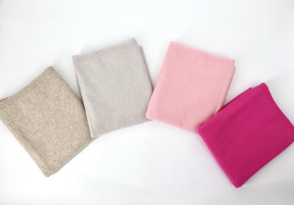 Pure Cashmere Oversized Wrap in Albatross