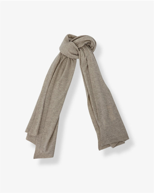 Pure Cashmere Oversized Wrap in Toast