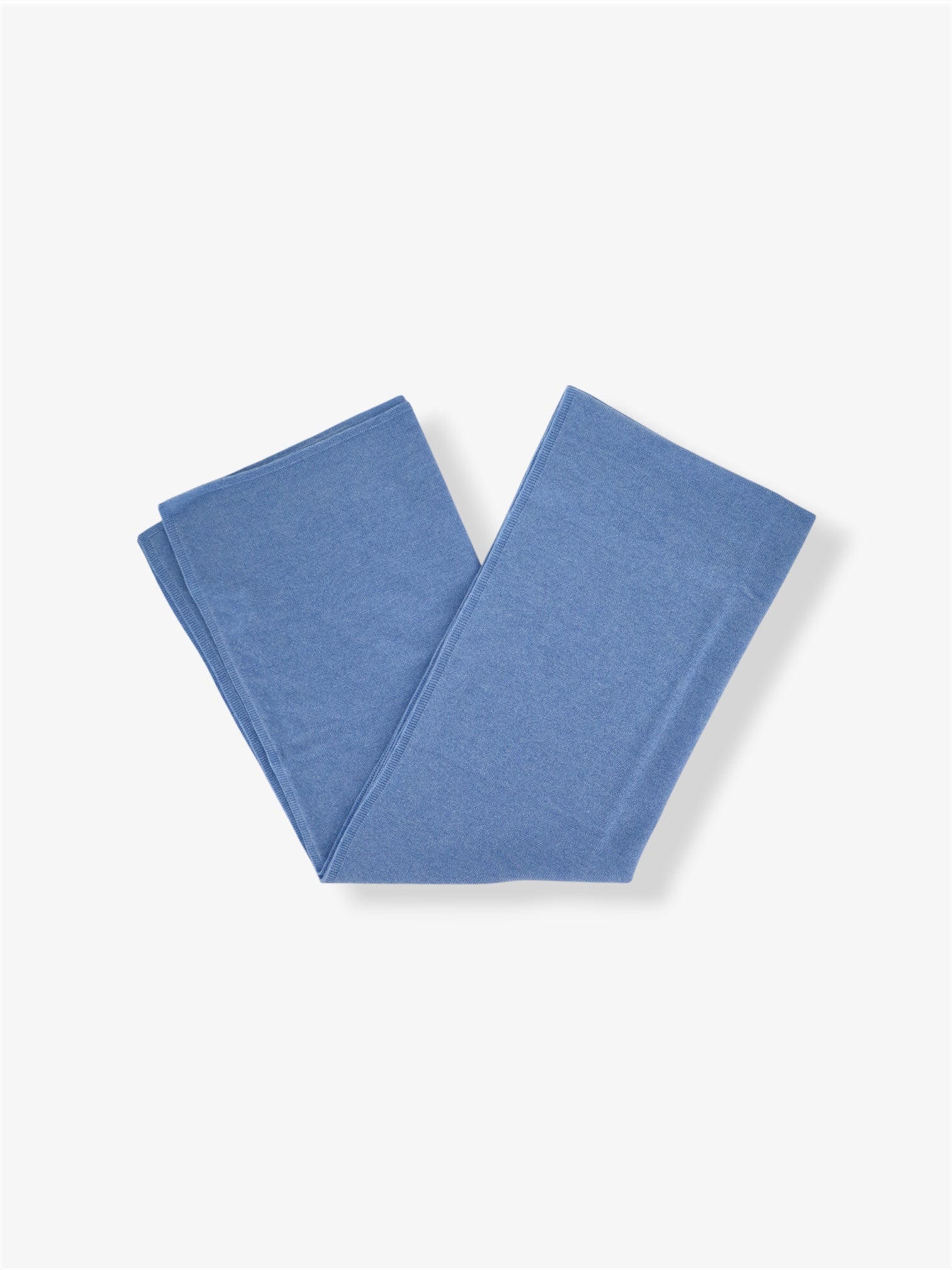 Pure Cashmere Oversized Wrap in Cerulean Blue