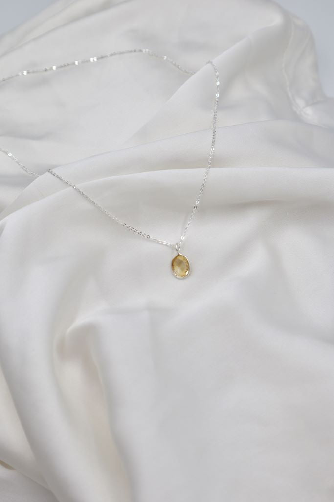 Citrine Pendent on 45cm Fine Belcher Chain