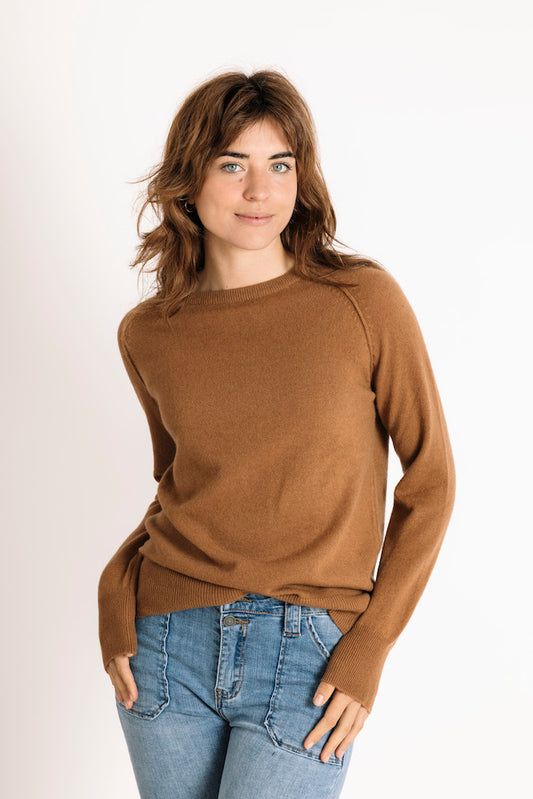 Pure Cashmere Raglan Sleeve Sweater in Macchiato