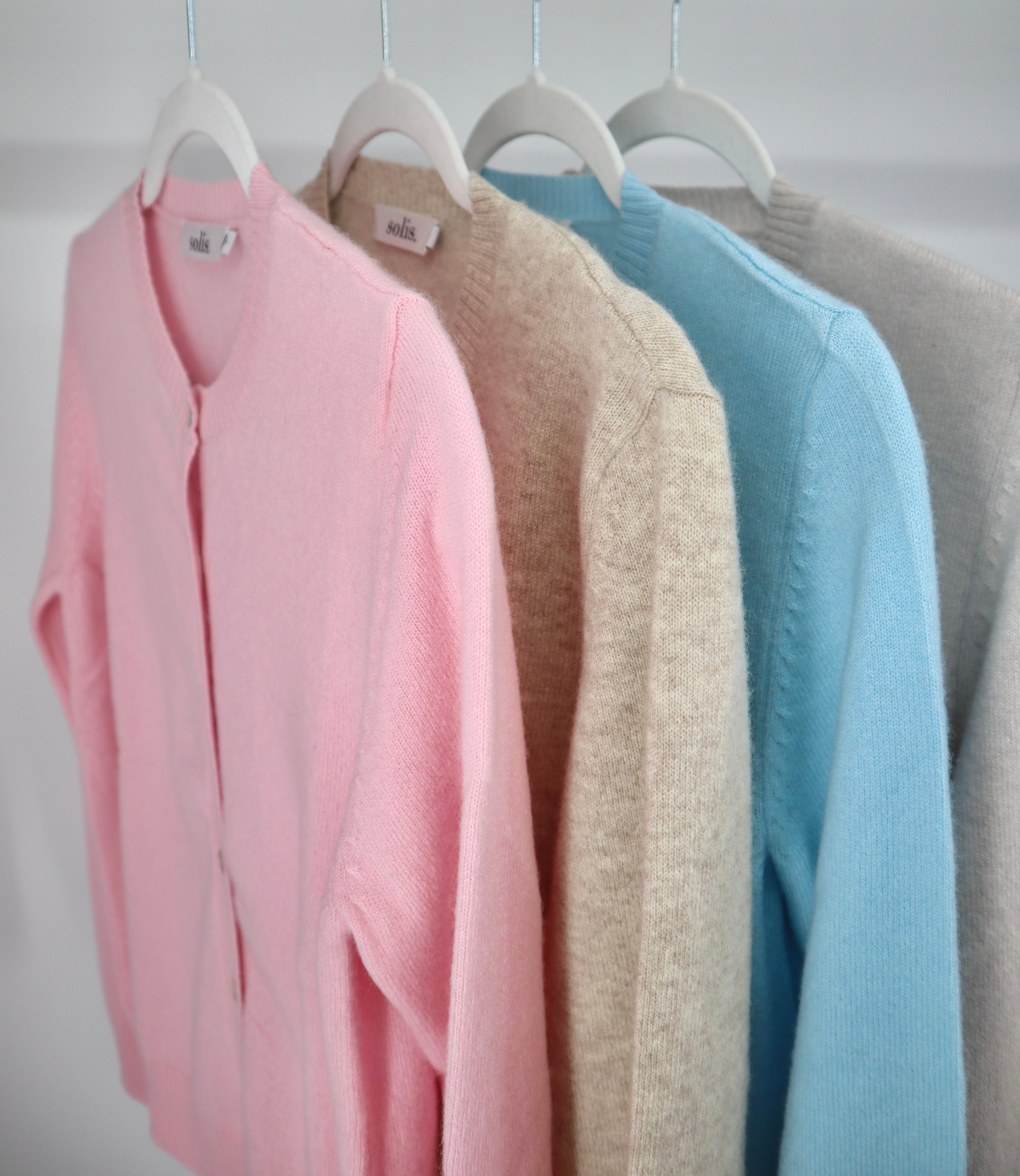 Pure Cashmere Classic Crew Cardigan in Toast