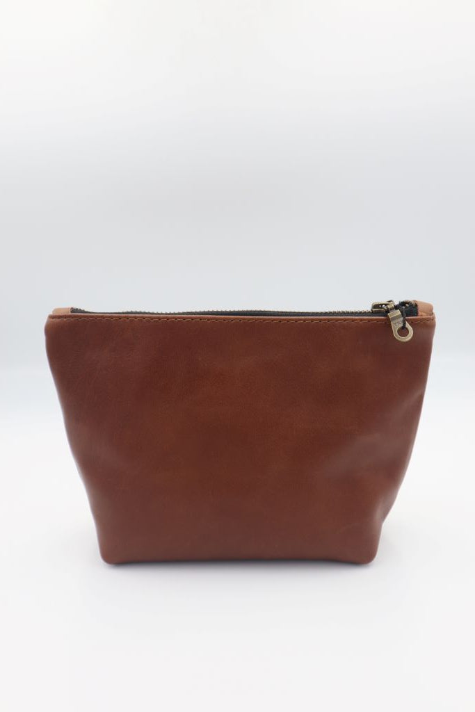 Loice Genuine Leather Makeup Bag in Tobacco
