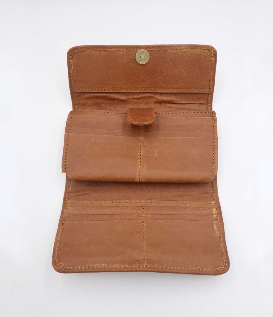 Lynn Genuine Leather Wallet in Peacan