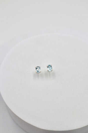 Sterling Silver Oval Aquamarine Gem Stone Studs