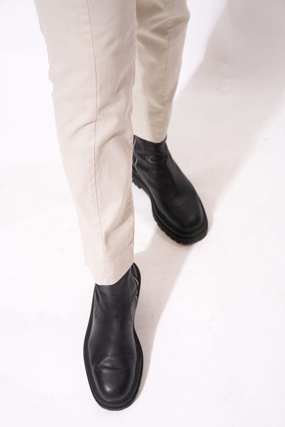 Cotton Twill Slim Leg Pant in Stone