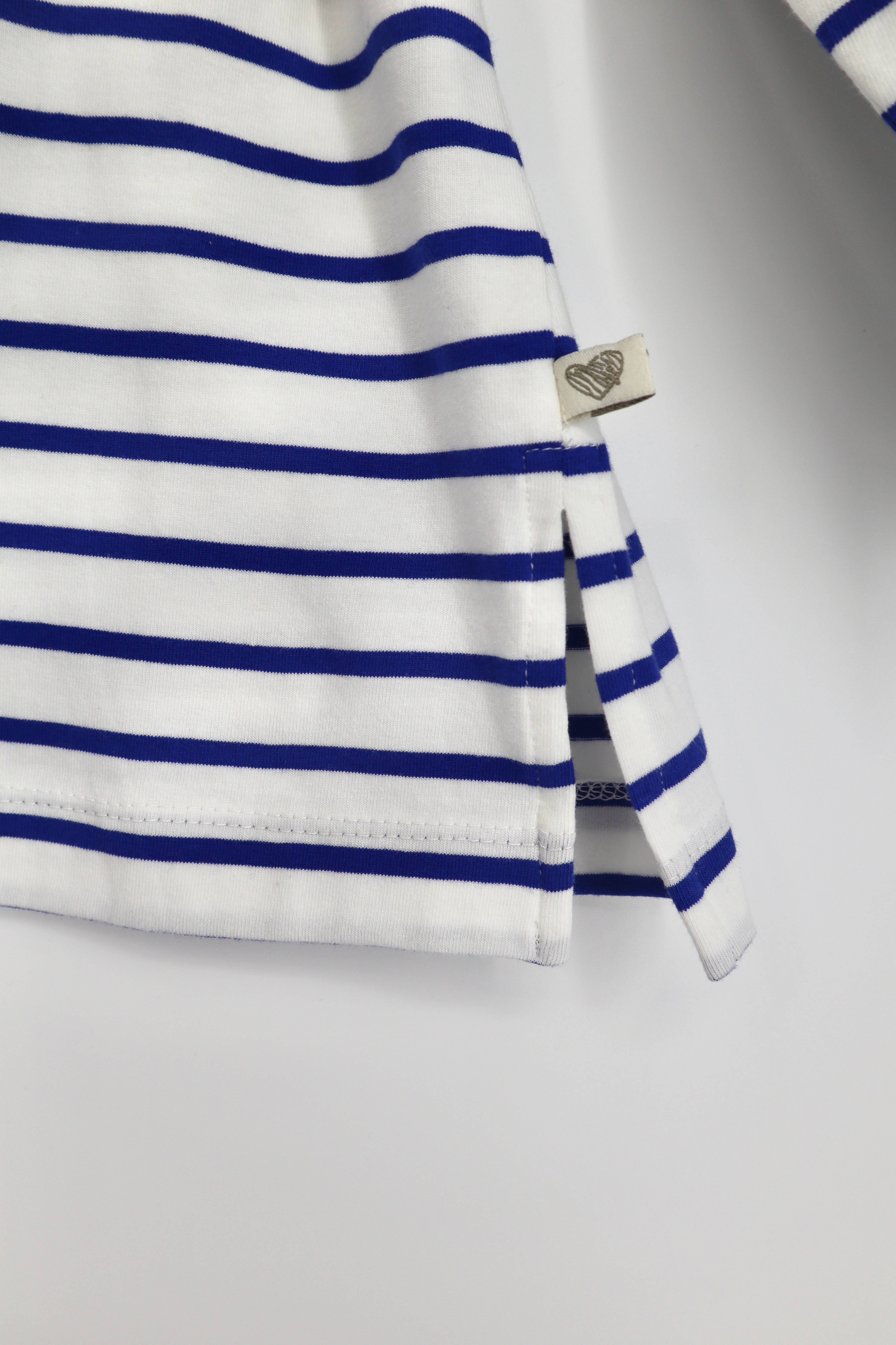 Round Neck Stripe Tee in White / Royal