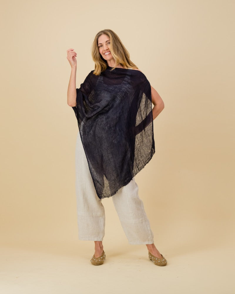 Linen Poncho in Black