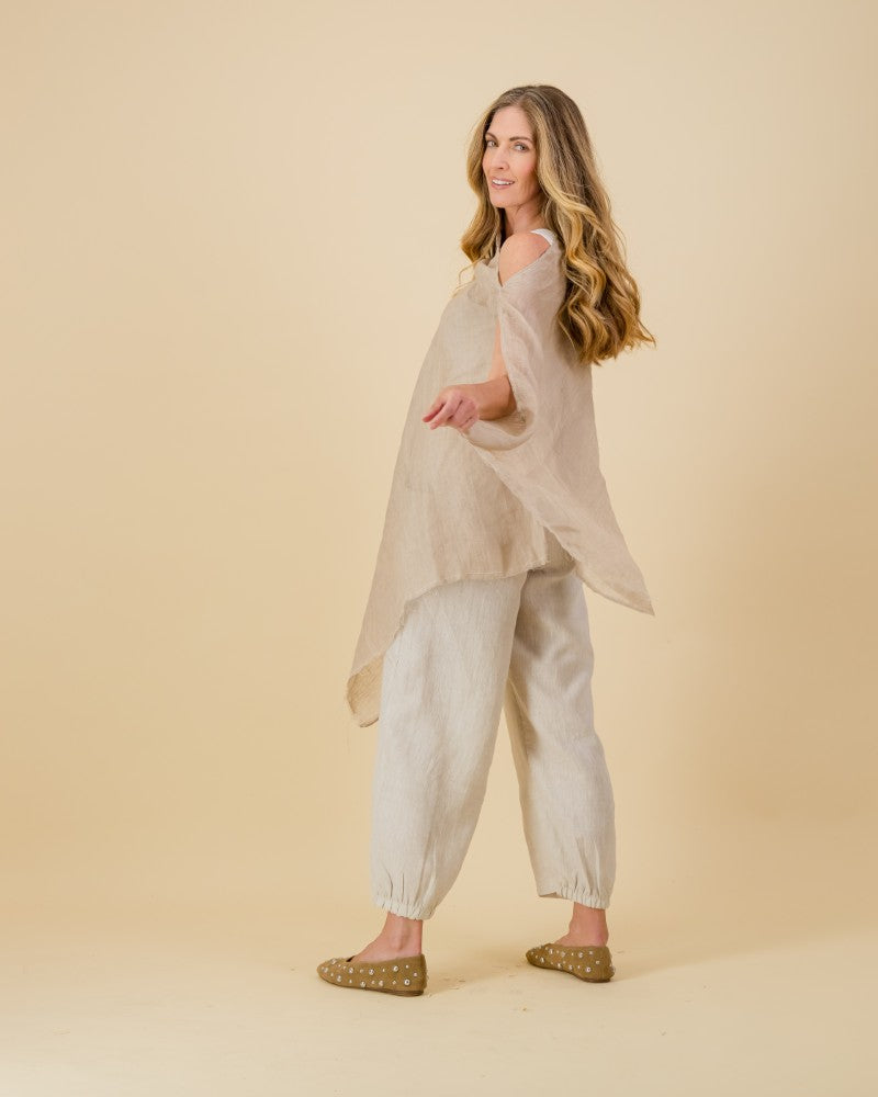 Linen Poncho in Natural