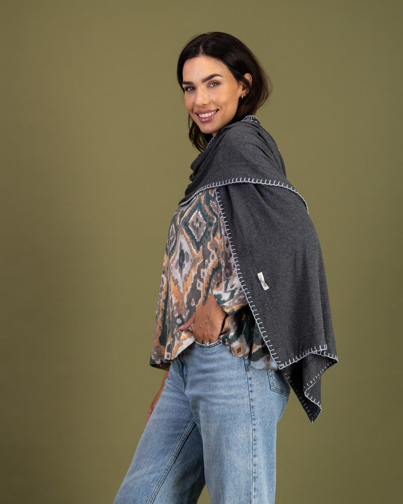 Blanket Stitch Wrap in Charcoal / Grey