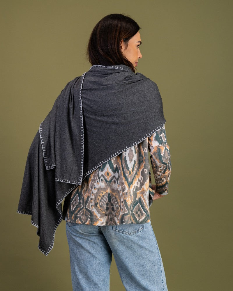 Blanket Stitch Wrap in Charcoal / Grey