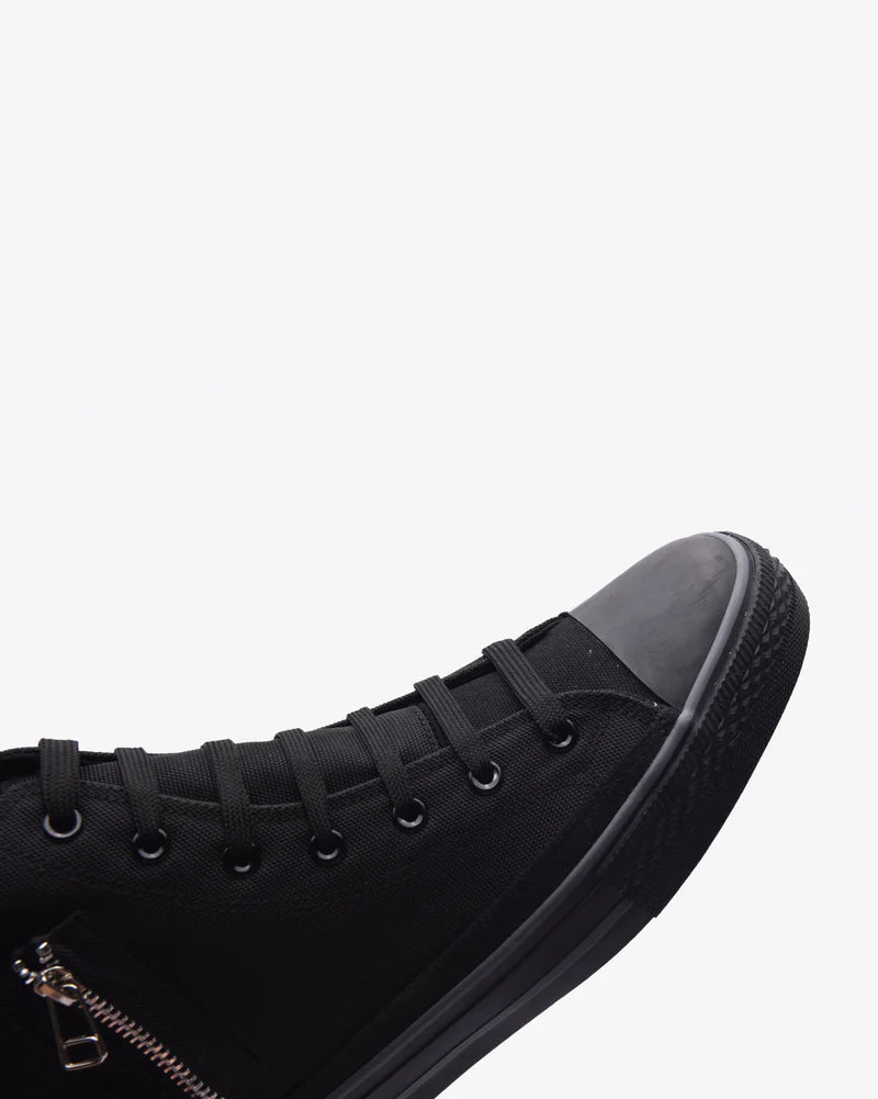 Alpha Canvas Zip Shoes in Black Mono / Grey