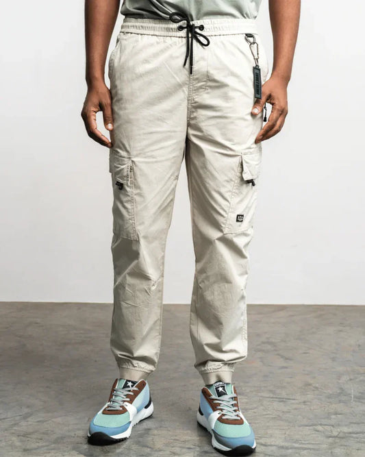 Thunderbolt Cargo Pants in Stone