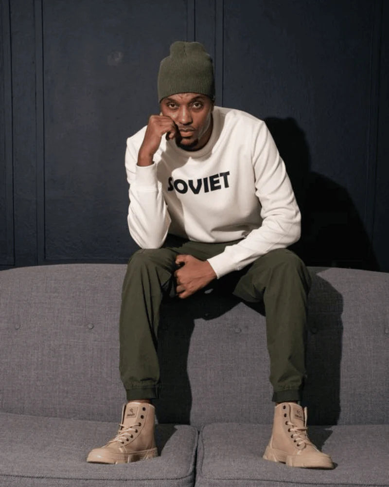 Zander Crew Neck Sweatshirt in Bone