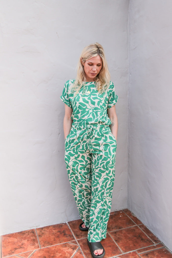 Liv In Printed Palazzo Pants in Fern Green