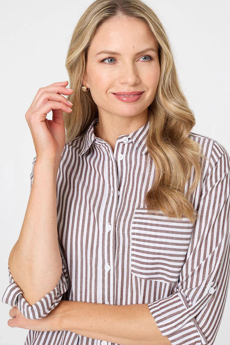 Striped Classic Shirt in Chocolate